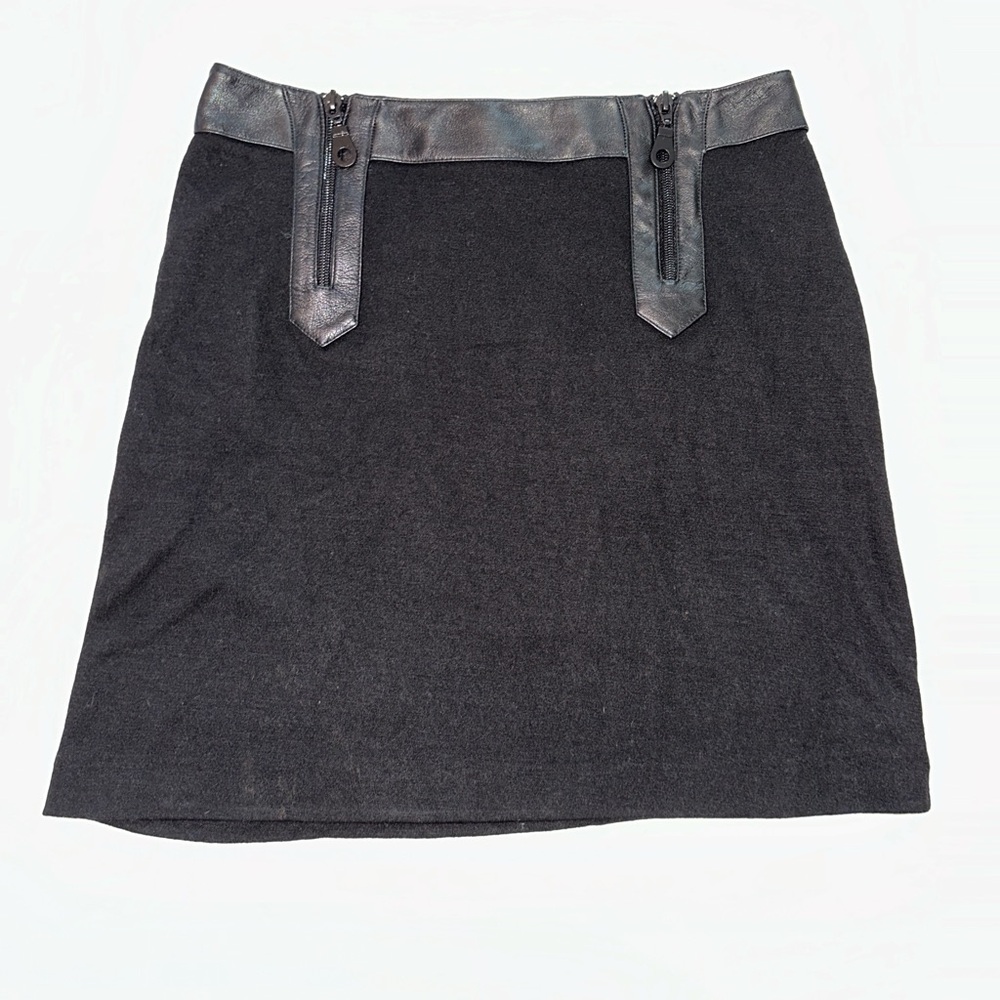 Vivienne Tam 2000’s black mini skirt